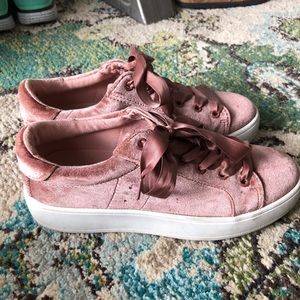 Rose gold velvet Steve Madden sneakers